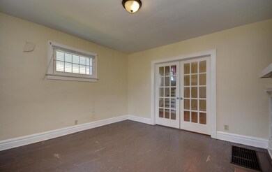 Living Room (5)