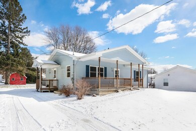 002-Front_View-3831007-large