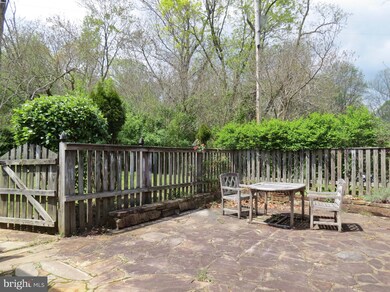 13139 Crest Hill Rd, Flint Hill, VA 22627 - photo 4