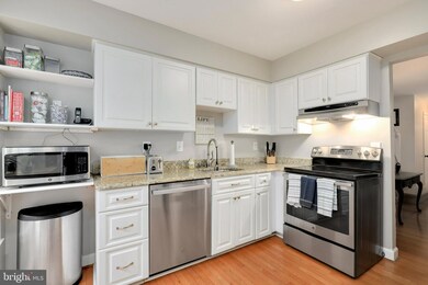 6228 Mockingbird Pond Terrace, Burke, VA 22015 - photo 7