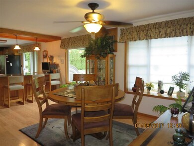 Family room/dining room