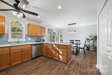 9013 Windjammer Dr, Fort Mill, SC 29708 - photo 6