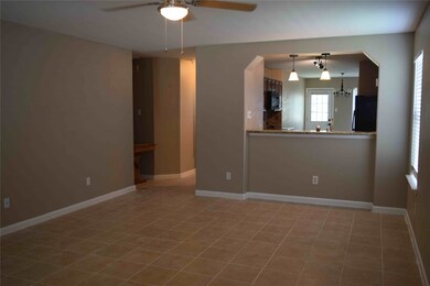 8819 Spurflower Path Ln, Houston, TX 77075 - photo 3