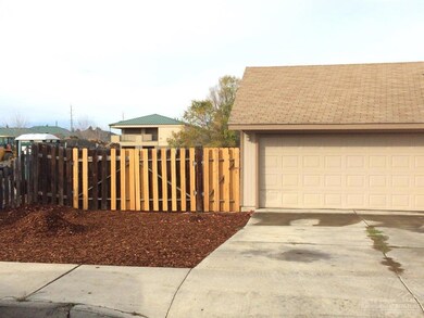 unlisted-address, Redmond, OR 97756 - photo 3