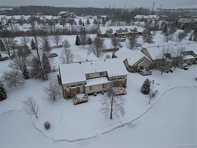 42759 Leon Dr unit 155, Belleville, MI 48111 - photo 5