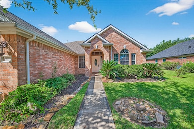 1807 Driver Green Ln, Katy, TX 77493 - photo 2