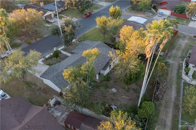 505 Clifford Dr, Weslaco, TX 78596 - photo 3