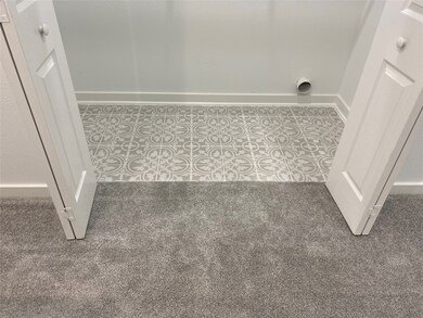 8137 Sunnyhill St, Houston, TX 77088 - photo 7