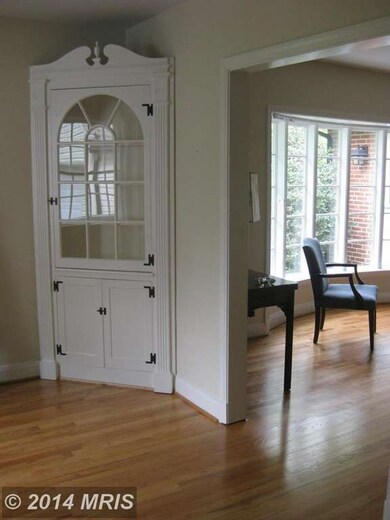 1102 Hampton Garth, Towson, MD 21286 - photo 5