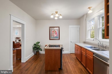 2308 N Lexington St, Arlington, VA 22205 - photo 5