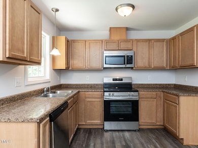 013-1280x960-kitchen