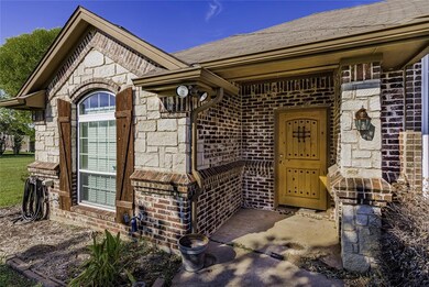 199 Reatta Dr, Decatur, TX 76234 - photo 3
