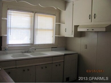 1704 W Main St, Williamston, NC 27892 - photo 4