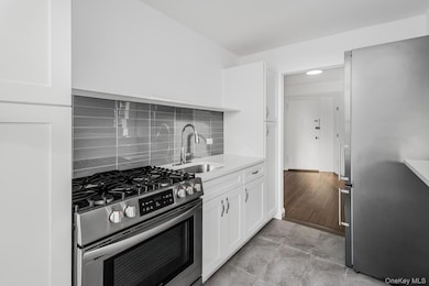 4320 van Cortlandt Park E unit 5A, Bronx, NY 10470 - photo 4