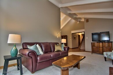 3521 High Crest Rd, Canadensis, PA 18325 - photo 4