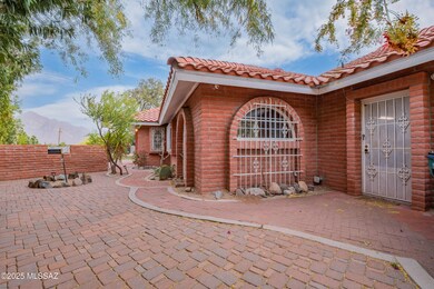Beautiful brick home In Tucson