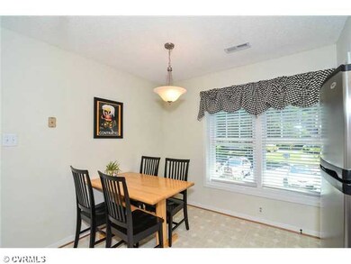 Breakfast Nook - Eat-in portion of kitchen with to