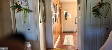 304 N Franklin St, Waynesboro, PA 17268 - photo 2