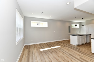 922 N Oakland Ave, Indianapolis, IN 46201 - photo 6