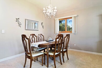 Dining Room (2)