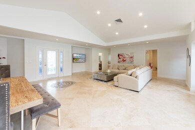 1355 Tamarind Living 3