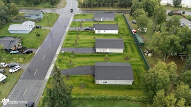 Photos of Neighborhood (3)