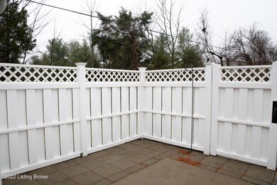 10720 Glenmary Springs Dr, Louisville, KY 40291 - photo 5