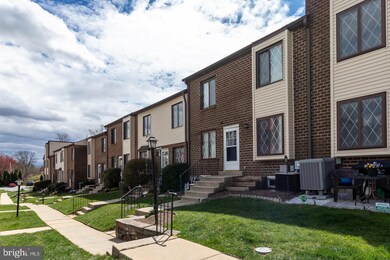 Altemus Farms unit 17, Brookhaven, PA 19015 - photo 3