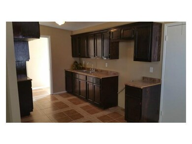 10221 Shipley Ave, El Paso, TX 79925 - photo 7