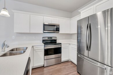 1923 N 3410 W unit N303, Lehi, UT 84043 - photo 4