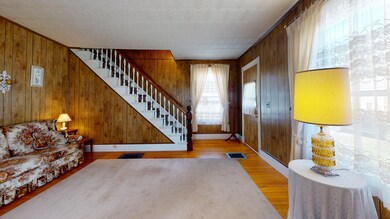 28-McLellan-St-Brunswick-Maine-Bedroom(1