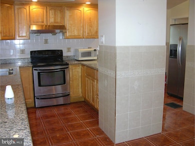 119 W Winona Ave, Norwood, PA 19074 - photo 5