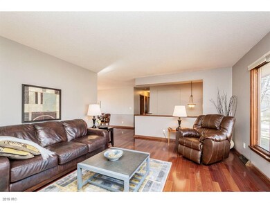 2021 47th St, Des Moines, IA 50310 - photo 6