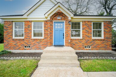 716 Kelley St, Houston, TX 77009 - photo 2