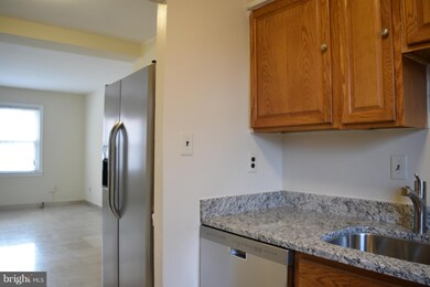 5114 Columbia Pike unit 2, Arlington, VA 22204 - photo 4