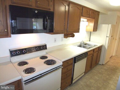 900 Cedar Crest Ct N unit A, Edgewood, MD 21040 - photo 4