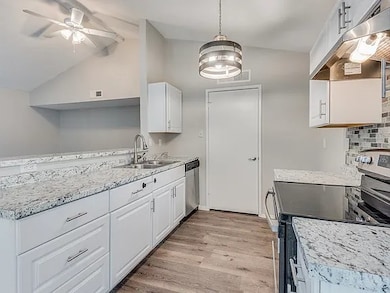 7125 Sorcey Rd, Dallas, TX 75249 - photo 5