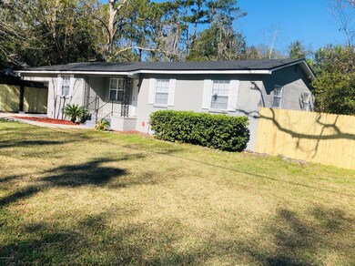 5425 Royce Ave, Jacksonville, FL 32205 - photo 2