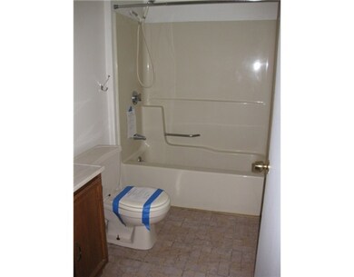 336 Killingly St unit G, Providence, RI 02909 - photo 7