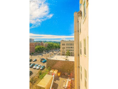 Roosevelt Plaza Apartments unit 707, Portland, OR 97205 - photo 5