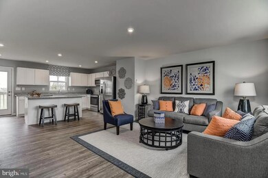 819 Raeann Dr, Greencastle, PA 17225 - photo 5