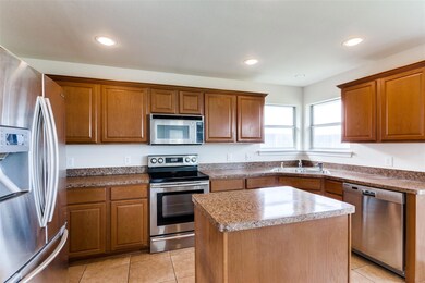 302 Rose Ave, Cleburne, TX 76033 - photo 7