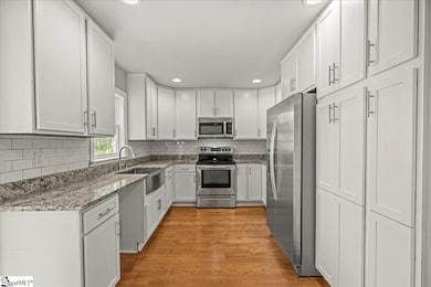 13 Williams Rd, Taylors, SC 29687 - photo 6