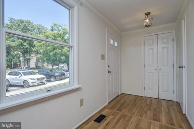 17127 Moss Side Ln, Olney, MD 20832 - photo 4