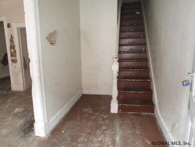 36 2nd Ave, Albany, NY 12202 - photo 2