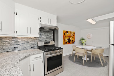 12 Tremont St, Cos Cob, CT 06807 - photo 2