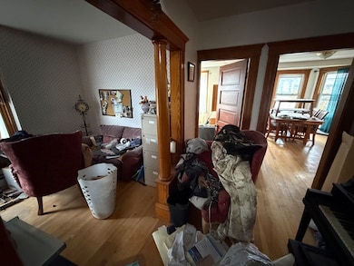 2 Osborne St, Peabody, MA 01960 - photo 4