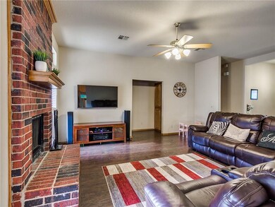 1604 George St, Edmond, OK 73003 - photo 5