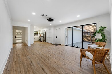 1719 Haverhill Dr, Houston, TX 77008 - photo 7