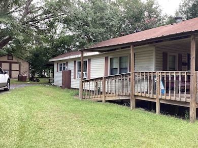 521 Mock St, Andalusia, AL 36420 - photo 4